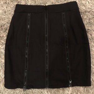 Zipper skirt
